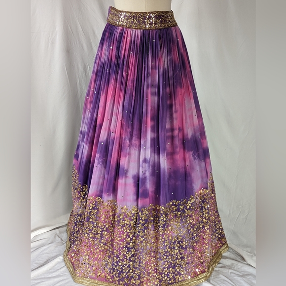 Beautiful pink and purple tie dye ready to wear Indian wedding Lehenga Choli - Picture 7 of 16